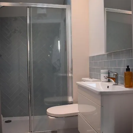 Modern 3 Bedroom Penthouse In Templebar Апартаменты *